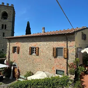 Vakantiehuis La Magione Dei Todaro