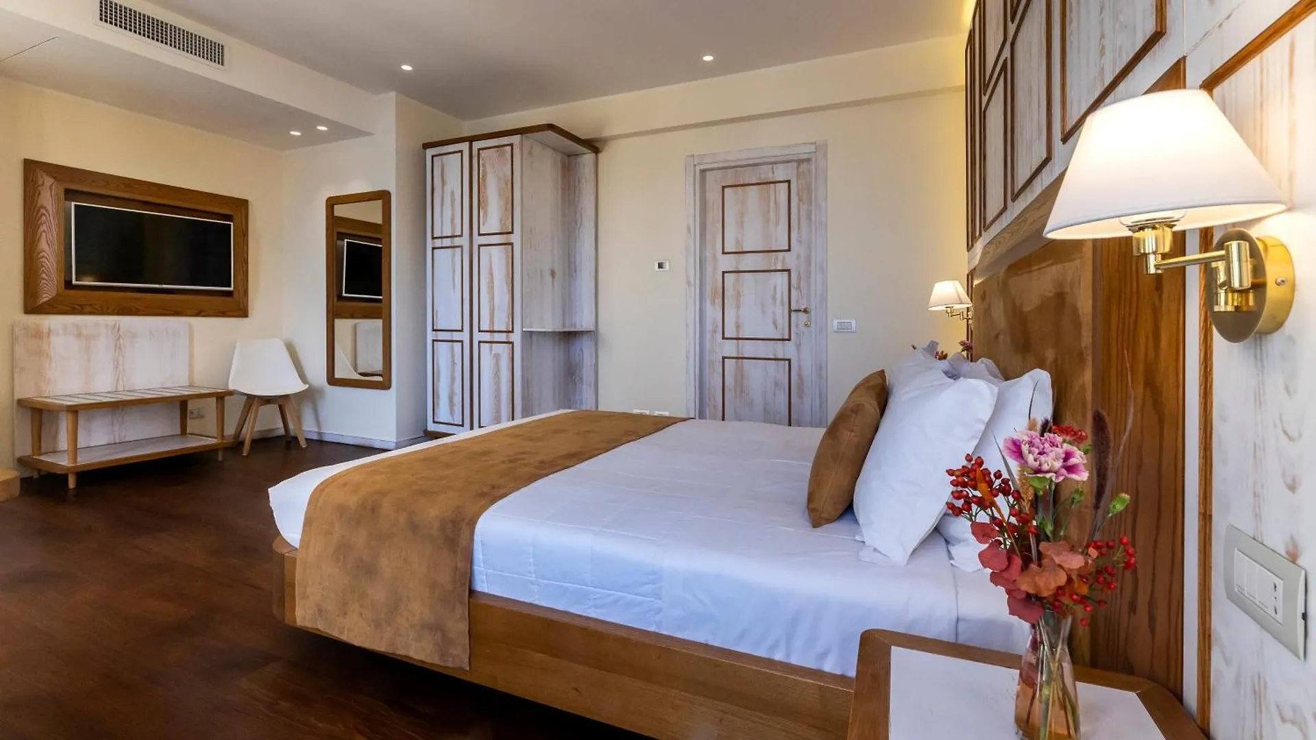 **** Hotel Il Belvedere Torno Italia